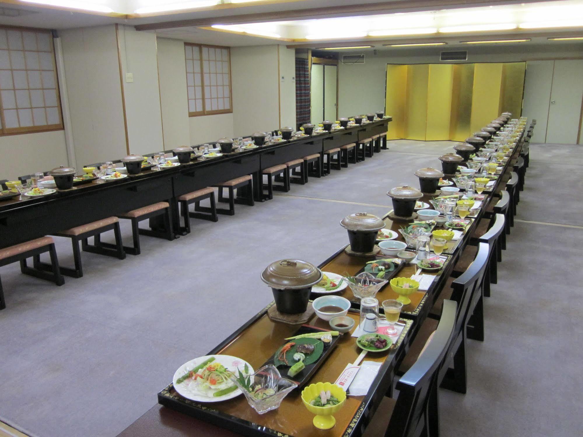 Shigaichii Hotel Yamanouchi  Eksteriør billede